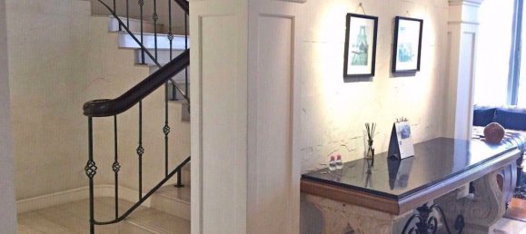 4 bedrooms Duplex in Pathum Wan, Thailand No. 9812 3