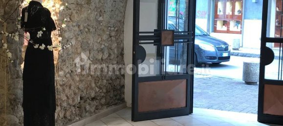 1 room Commercial property in Salerno, Italy No. 32633 4