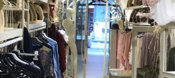 1 room Commercial property in Salerno, Italy No. 32633 8