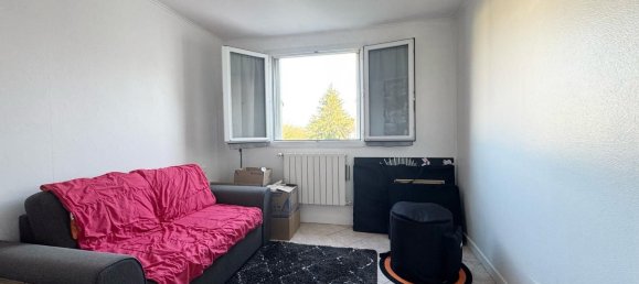 2 chambres Appartement à Le Plessis-Trévise, France No. 151274 9