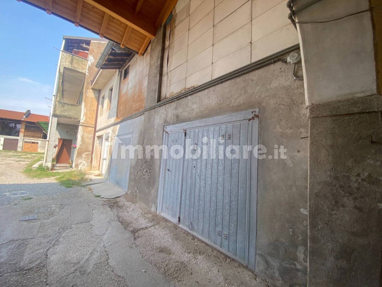 Casa de 2 dormitorios en Sedriano, Italy No. 169962