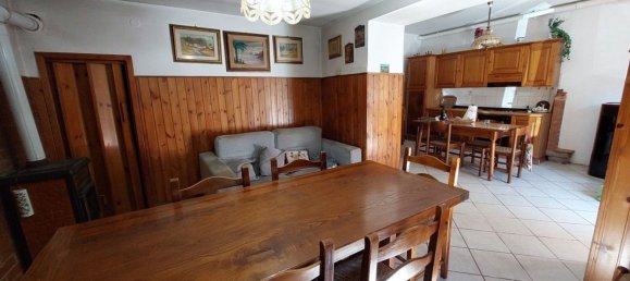 4 rooms House in Arezzo, Italy No. 206782 21