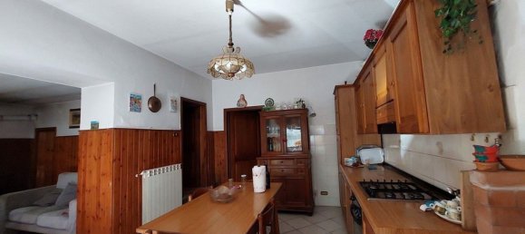 4 rooms House in Arezzo, Italy No. 206782 16