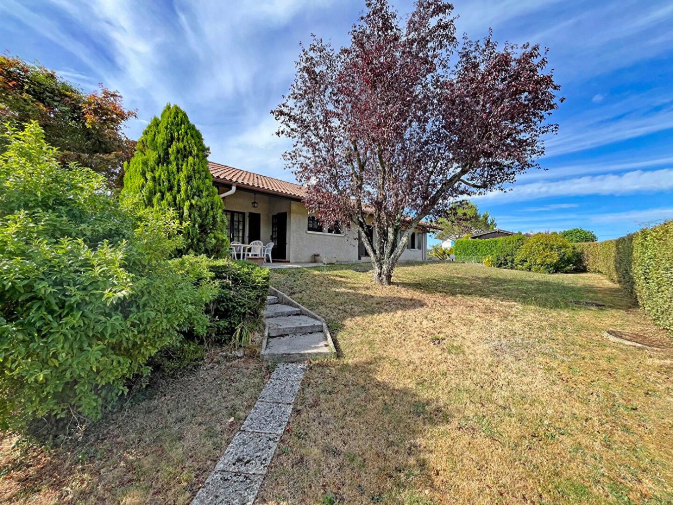 4 bedrooms Office in Perrignier, France No. 356281