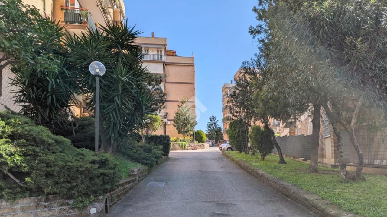 3-Zimmer Wohnung in Rome, Italy, Nr. 16401