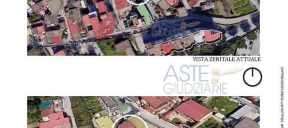 4 rooms Apartment in Naples, Italy No. 10276 2