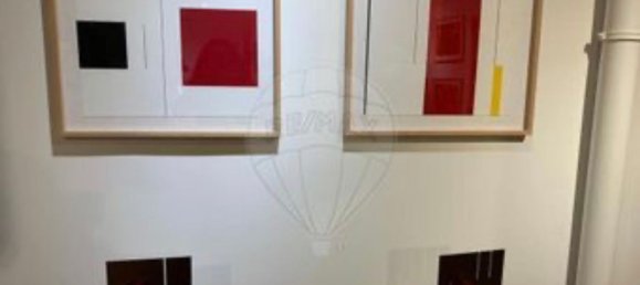 128m² Commercial property in Lisbon, Portugal No. 189872 3