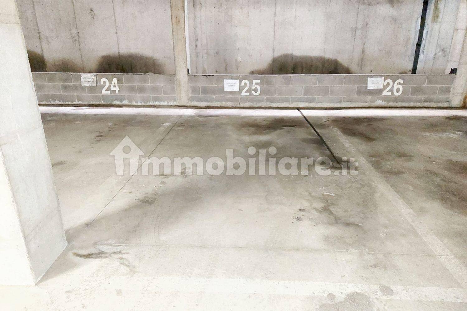 Estacionamento de 1 divisão em Campodolcino, Italy N.º 207996