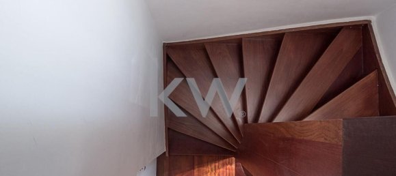 180m² Building in Lisbon, Portugal No. 89375 16