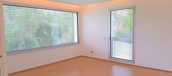 5 bedrooms House in Cadiz, Spain No. 29186 36