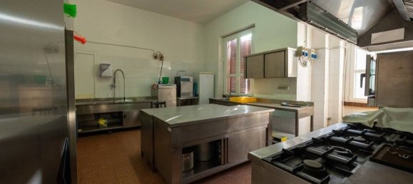 5 rooms Building in Meina, Italy No. 251333 6