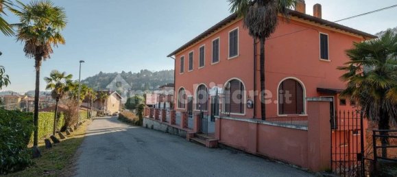 5 rooms Building in Meina, Italy No. 251333 4