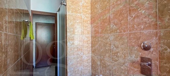 Квартира с 2 спальнями в Роццано, Италия № 360510 14