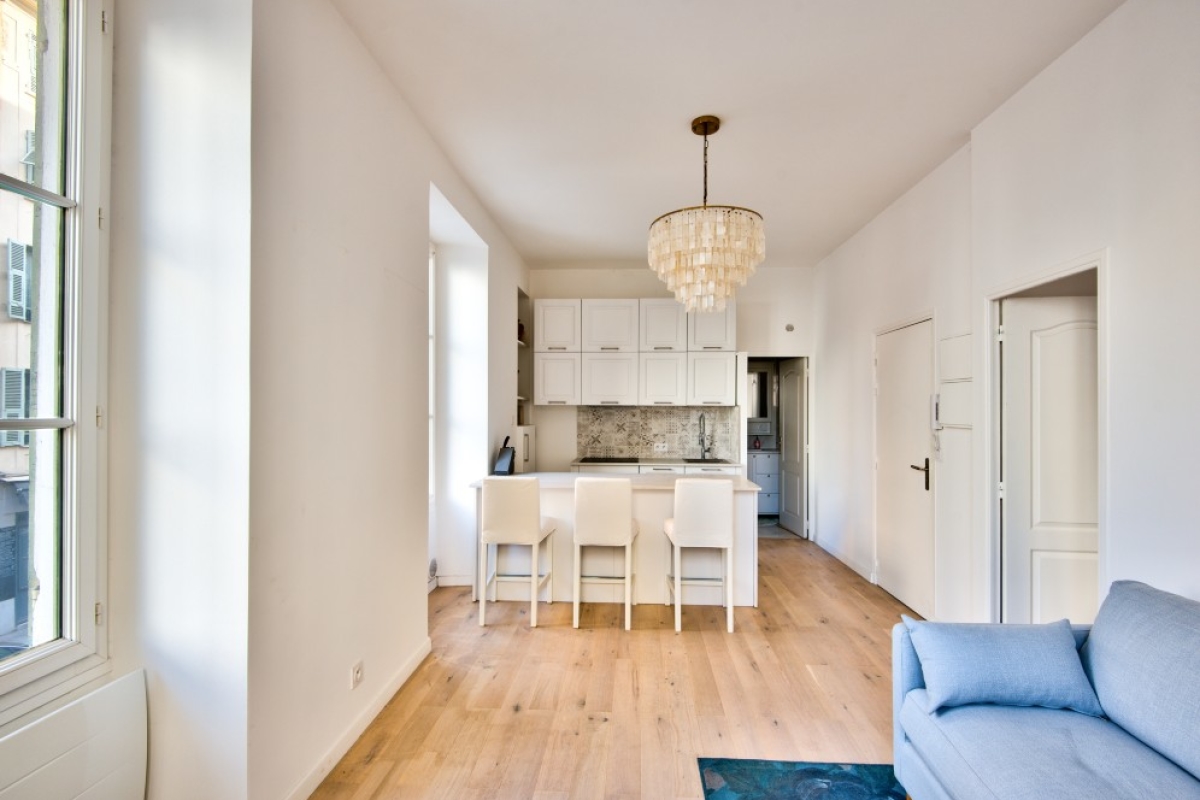 2-Zimmer Wohnung in Nice, France, Nr. 294141