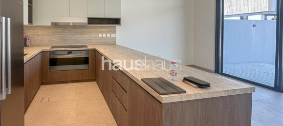 3 bedrooms Townhouse in Mudon, UAE No. 99354 10