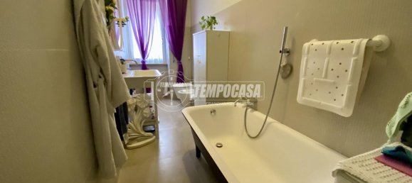 3 rooms Apartment in Massa, Italy No. 235149 16