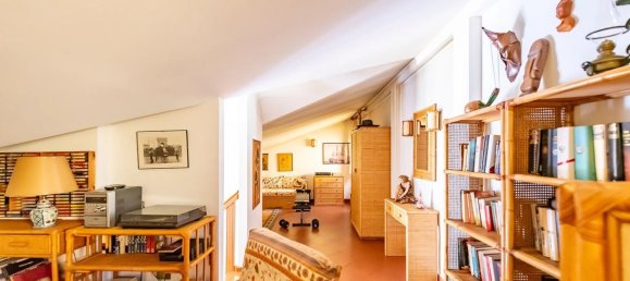 4 bedrooms House in Lainate, Italy No. 357833 16