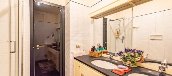 4 bedrooms House in Lainate, Italy No. 357833 20