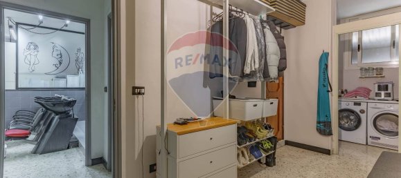 Escritório em Bari, Italy 153 m² N.º 41909 32