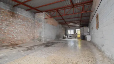 103m² Warehouse in Alfacar, Spain No. 174592