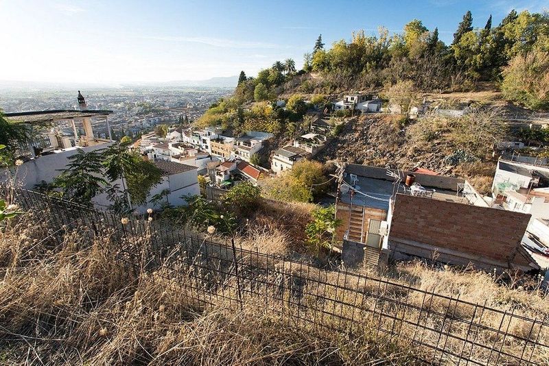 Земельный участок 251м² в Гранада, Испания № 228404