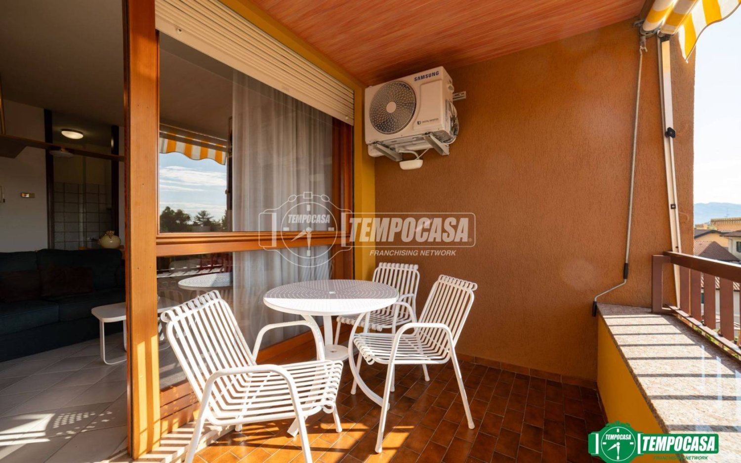 Studio in Lesa, Italy No. 369672