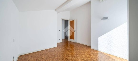 3 bedrooms Penthouse in Langhirano, Italy No. 54010 71