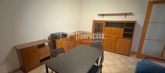 2 rooms Apartment in Baranzate, Italy No. 286580 4