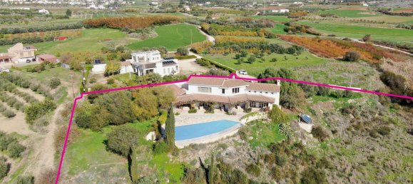 4 chambres Propriété commerciale à Paphos, Cyprus No. 18543 2