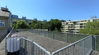 Apartamento de 2 habitaciónes en Simmering, Austria No. 156945