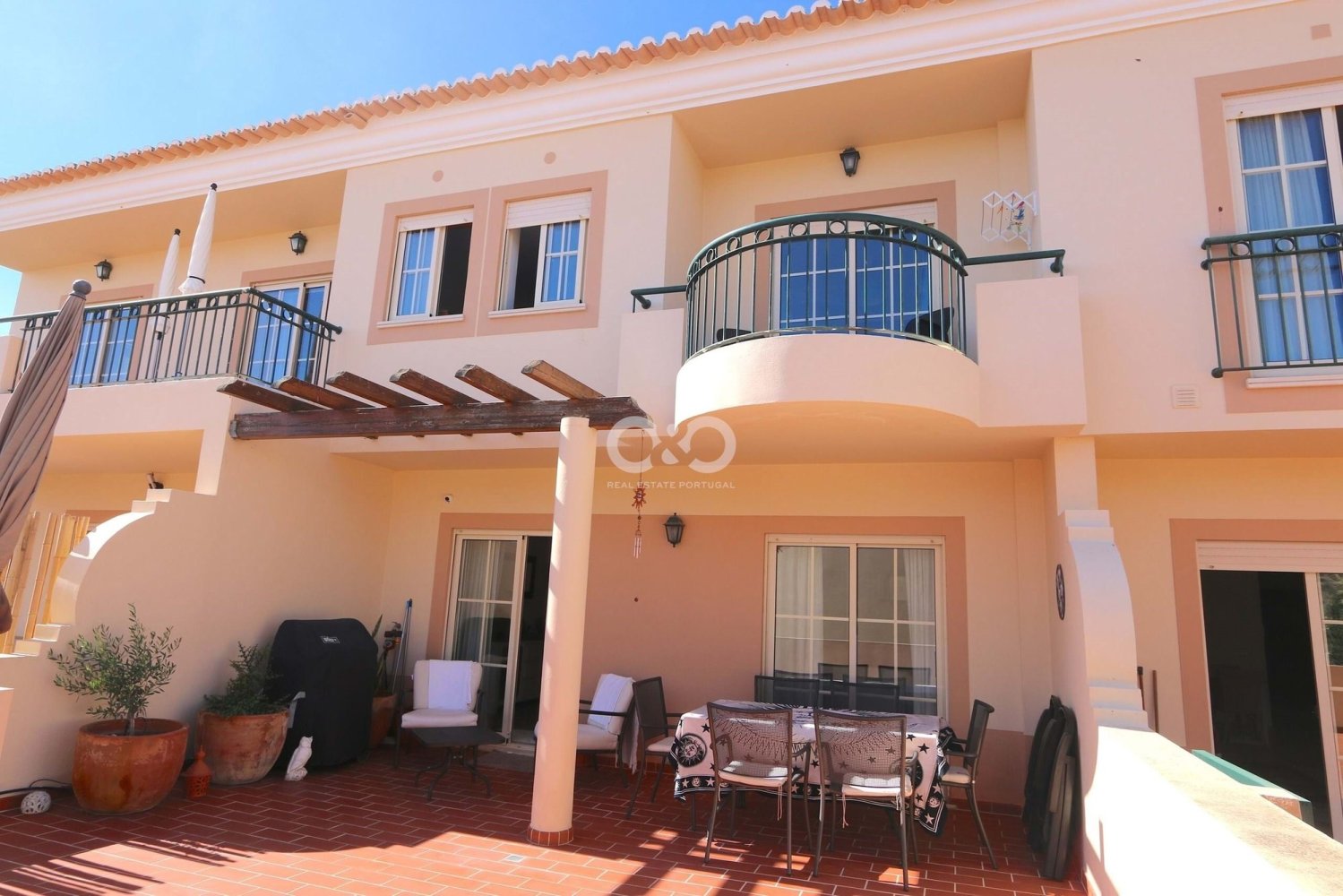 3 bedrooms Townhouse in Luz, Portugal No. 113678