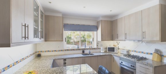 3 bedrooms Townhouse in Luz, Portugal No. 113678 7