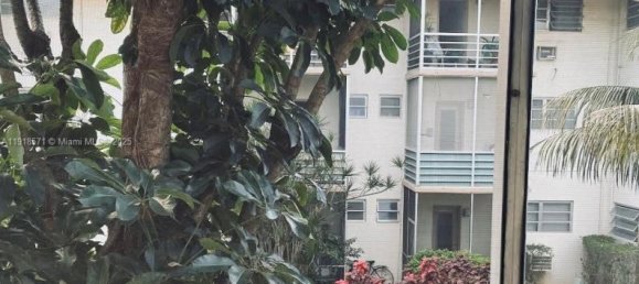 1 Schlafzimmer Gewerbliche Immobilien in Miami, USA, Nr. 615409 15