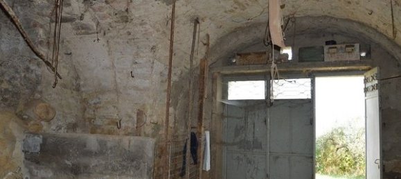 Casa de 4 habitaciónes en Castelbottaccio, Italy No. 75635 18