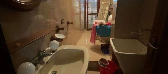 7 rooms Apartment in Porto Sant'Elpidio, Italy No. 97250 12