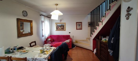 4 rooms House in Pordenone, Italy No. 144740 11