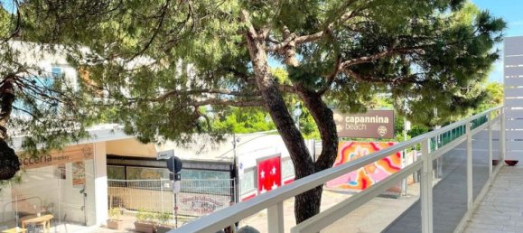 2 rooms Apartment in Jesolo, Italy No. 284056 3