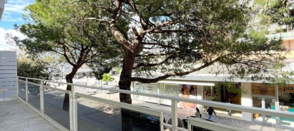 2 rooms Apartment in Jesolo, Italy No. 284056 4