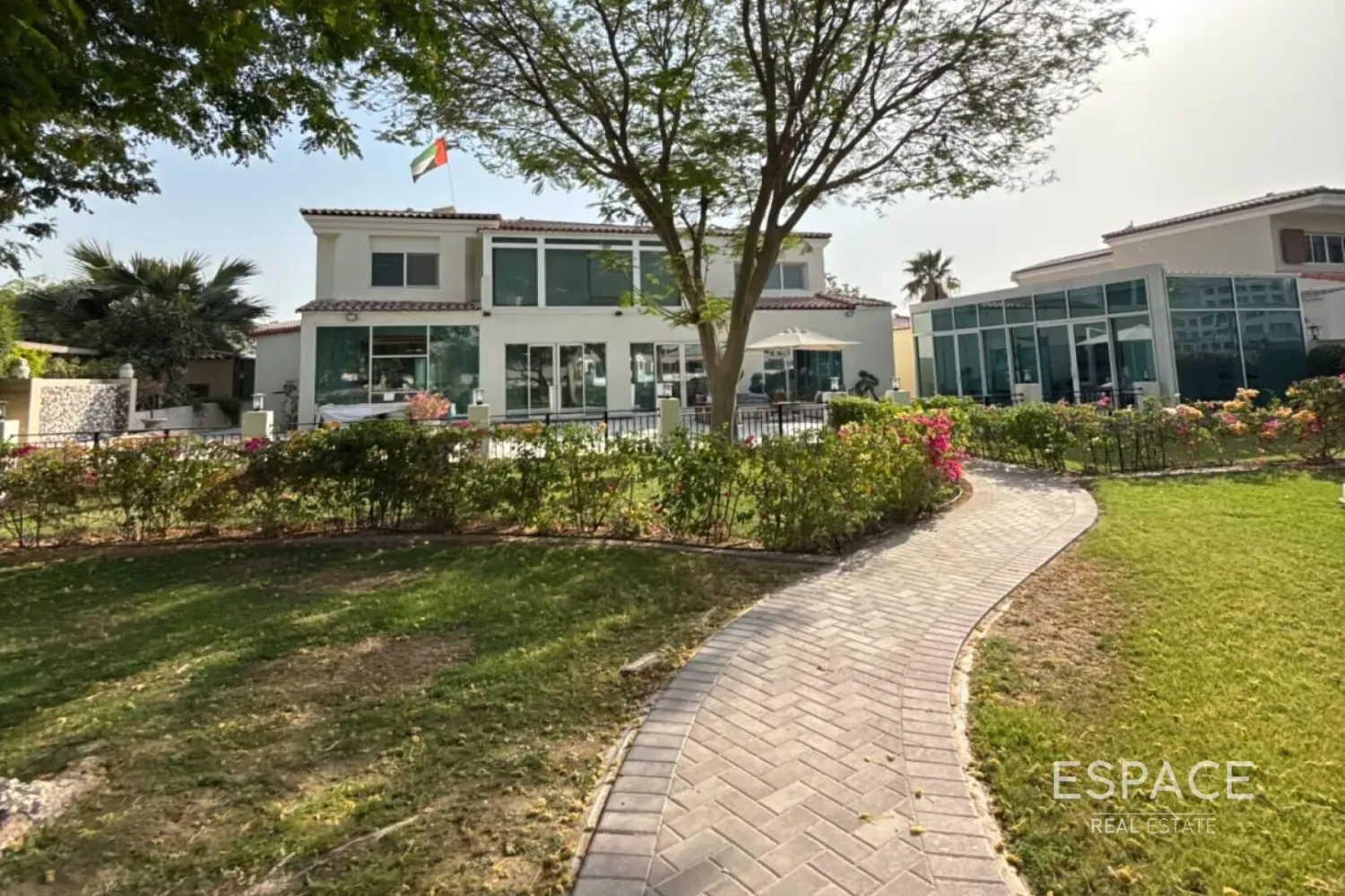 5 bedrooms Villa for sale in Motor City, Dubai, UAE № 108383