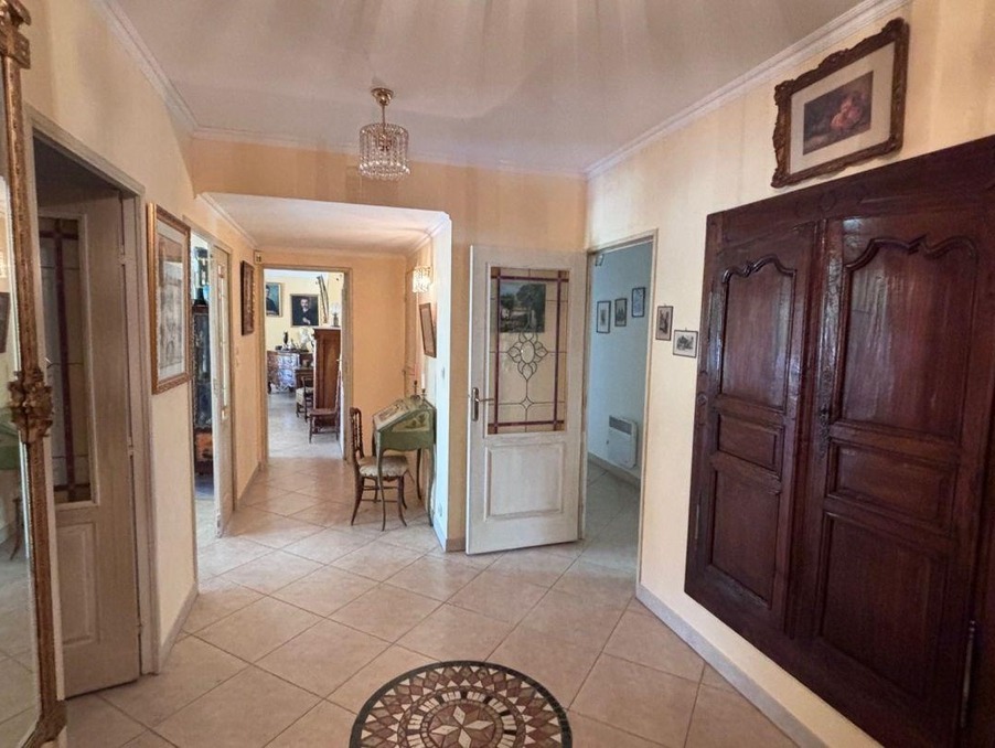 4 غرف نوم شقة في Nimes, France رقم 344374