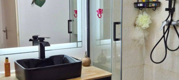 3 bedrooms Villa in Cannes, France No. 328370 12