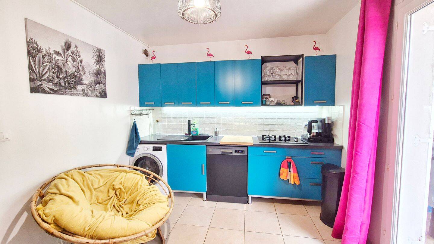 3 bedrooms Villa in Cannes, France No. 328370