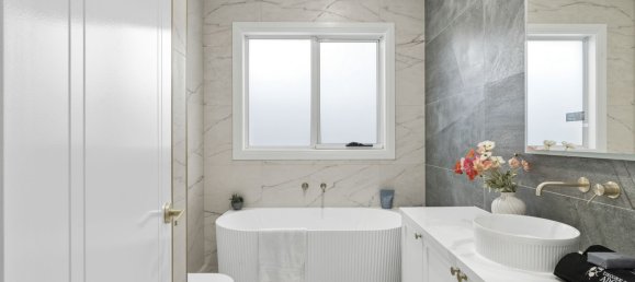 4 bedrooms House in Werribee, Australia No. 384 13