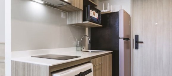 2 Schlafzimmer Doppelhaus in Khlong Toei, Thailand, Nr. 72518 13