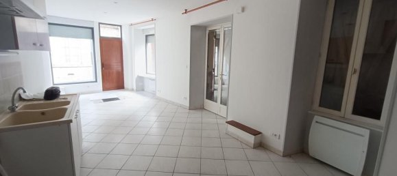 3 غرف نوم تاون هاوس في La Chatre, France رقم 211584 2