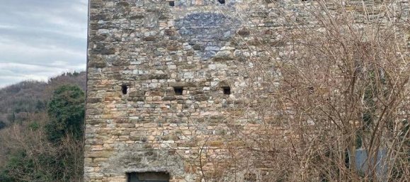 Casa de 8 divisões em Fabriano, Italy N.º 5165 3