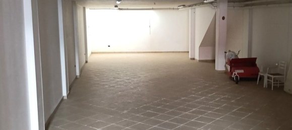 Дом с 8 спальнями в Cutrofiano, Италия № 316032 2