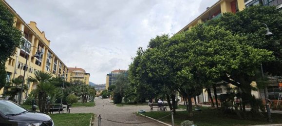 4 bedrooms Apartment in Salerno, Italy No. 363937 2