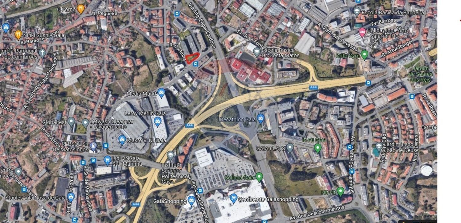  قطعة أرض في Vila Nova de Gaia, Portugal 1060متر مربع رقم 71229