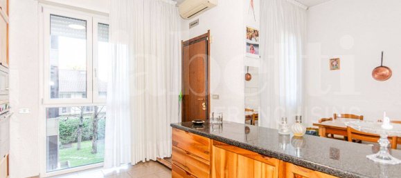 3 bedrooms Apartment in Milan, Italy No. 316362 28